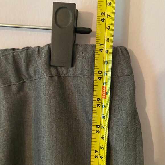 FIGS Men's size Medium Graphite Gray Pisco Basic Scrub Pants - Picture 10 of 12